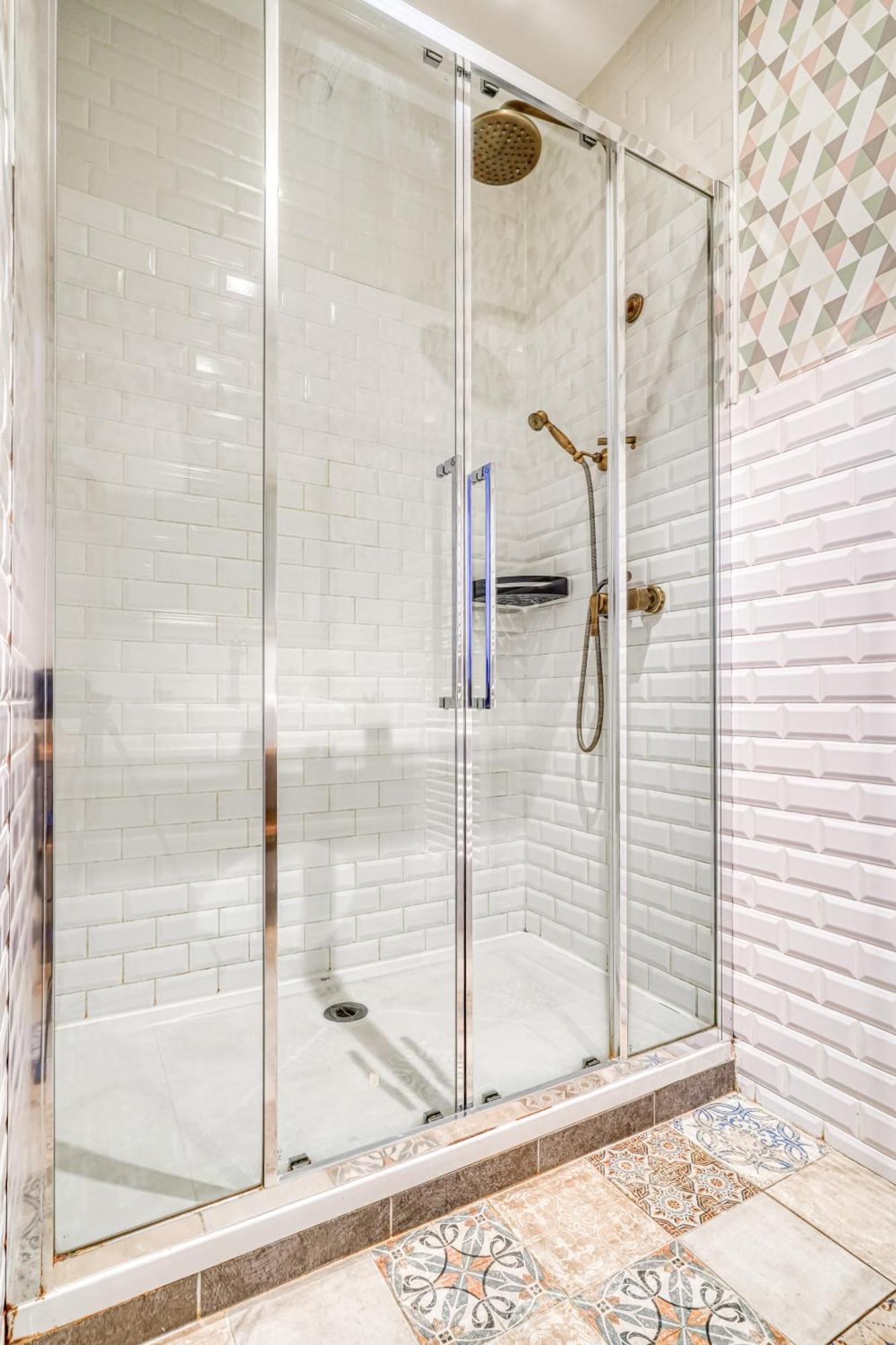 Luxury Suite Paris Republique Exterior foto